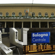 stazione_Bologna_collage_tornelli